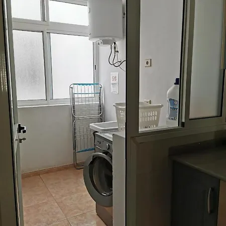 Habitacion Privada Drago En Piso * Vecindario (Gran Canaria)